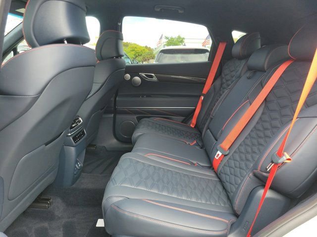 Used 2025 Genesis GV80 3.5T e-SC image 10