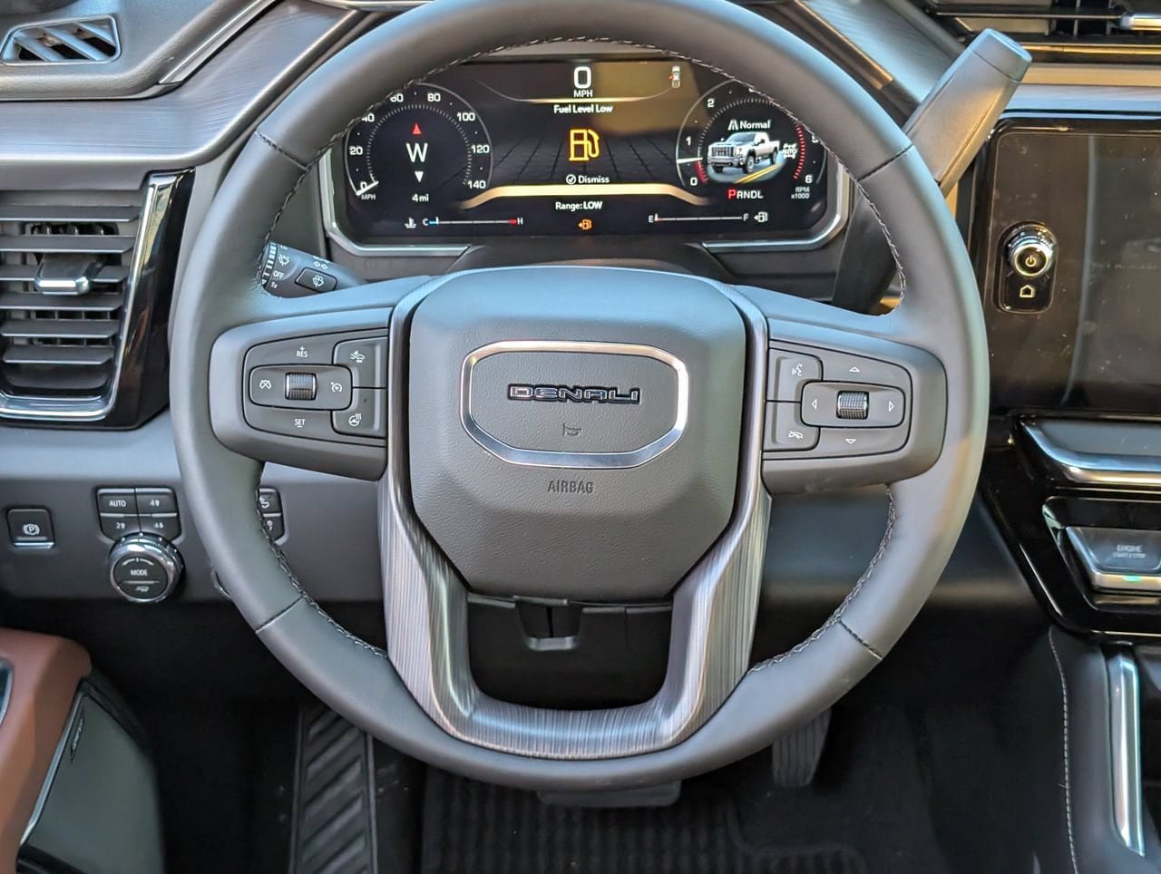 New 2026 GMC Sierra 2500 Denali Ultimate AWD/4WD image 10