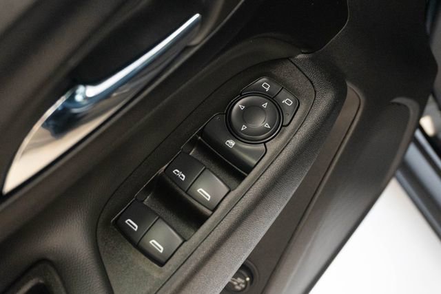 Used 2024 Chevrolet Equinox LT FWD image 19