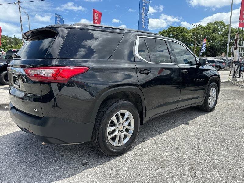 Used 2020 Chevrolet Traverse LT image 5