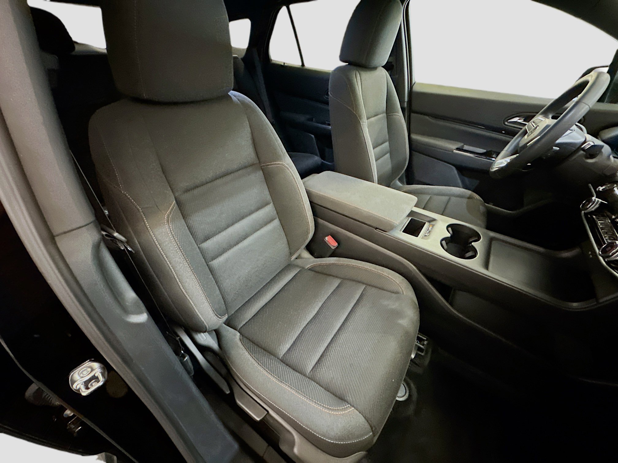 Used 2024 Honda Prologue EX image 32