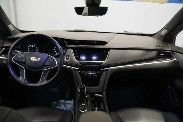Used 2021 Cadillac XT5 Premium Luxury AWD/4WD image 14