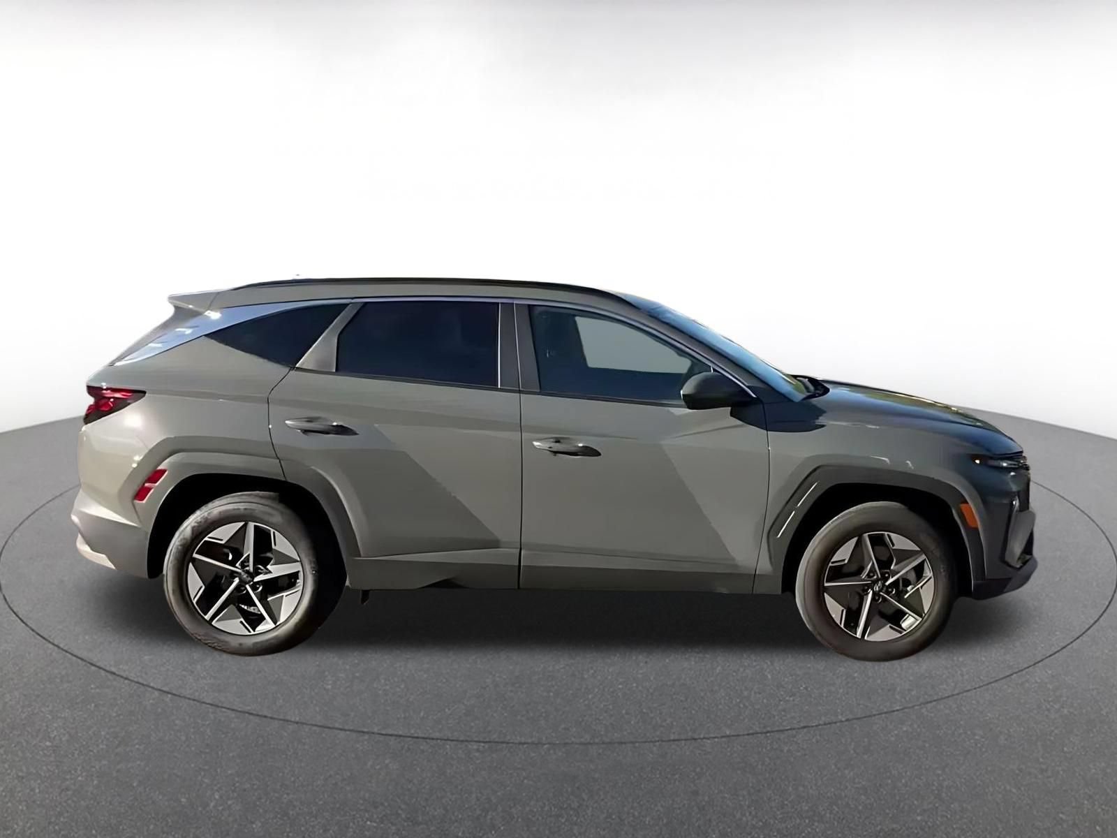 Used 2026 Hyundai Tucson SEL Plus AWD/4WD image 15