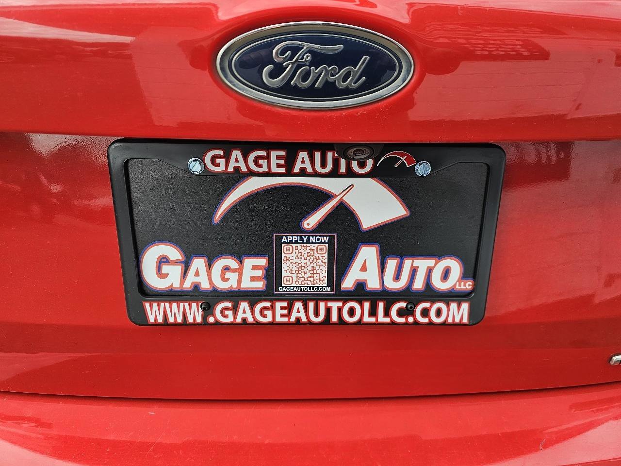 Used 2015 Ford Focus SE FWD image 16
