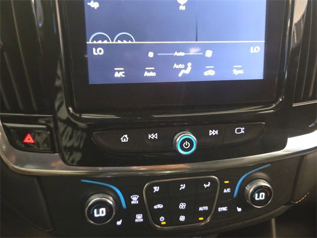 Used 2021 Chevrolet Traverse LT image 18