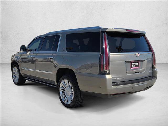 Used 2018 Cadillac Escalade ESV Platinum AWD/4WD image 8