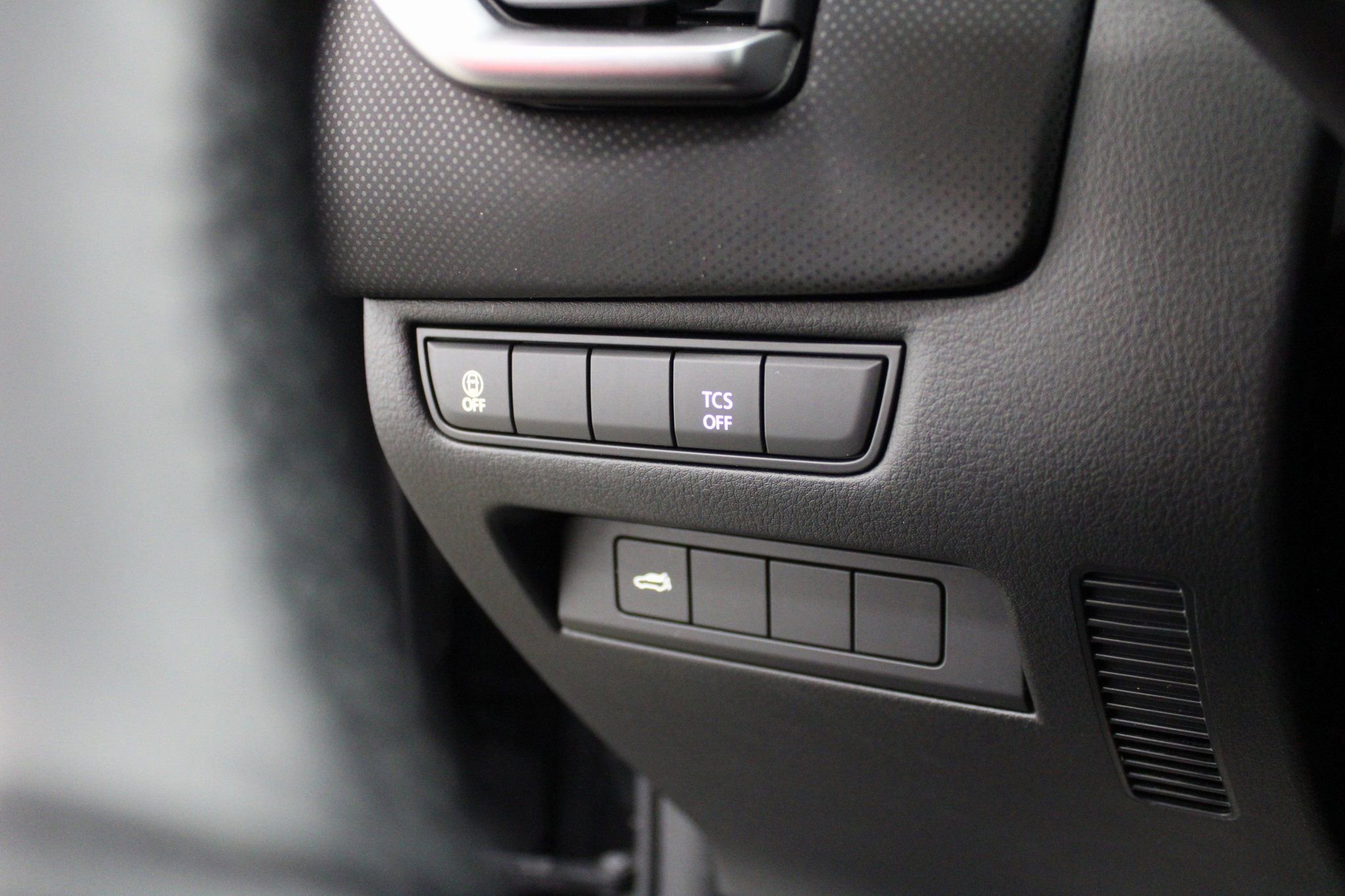 Used 2025 MAZDA CX-50 AWD 2.5 S w/ Preferred Package image 31