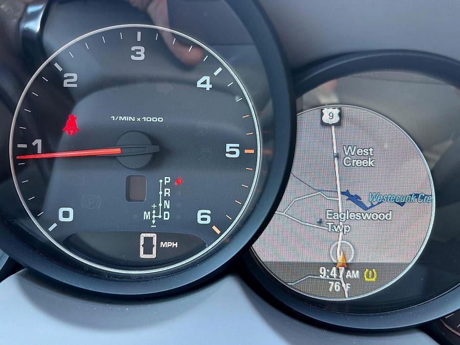 Used 2014 Porsche Cayenne Diesel Platinum Edition image 33