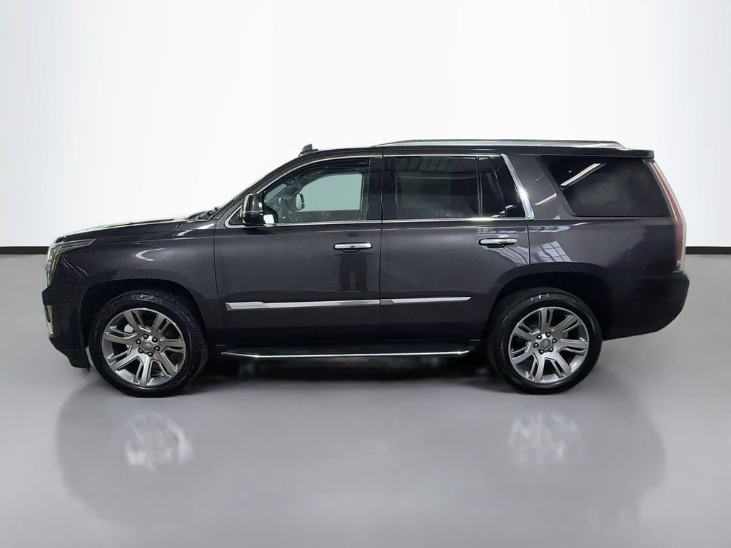 Used 2017 Cadillac Escalade Luxury AWD/4WD image 6