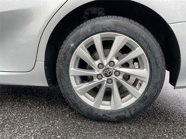 Used 2023 Toyota Camry LE image 9