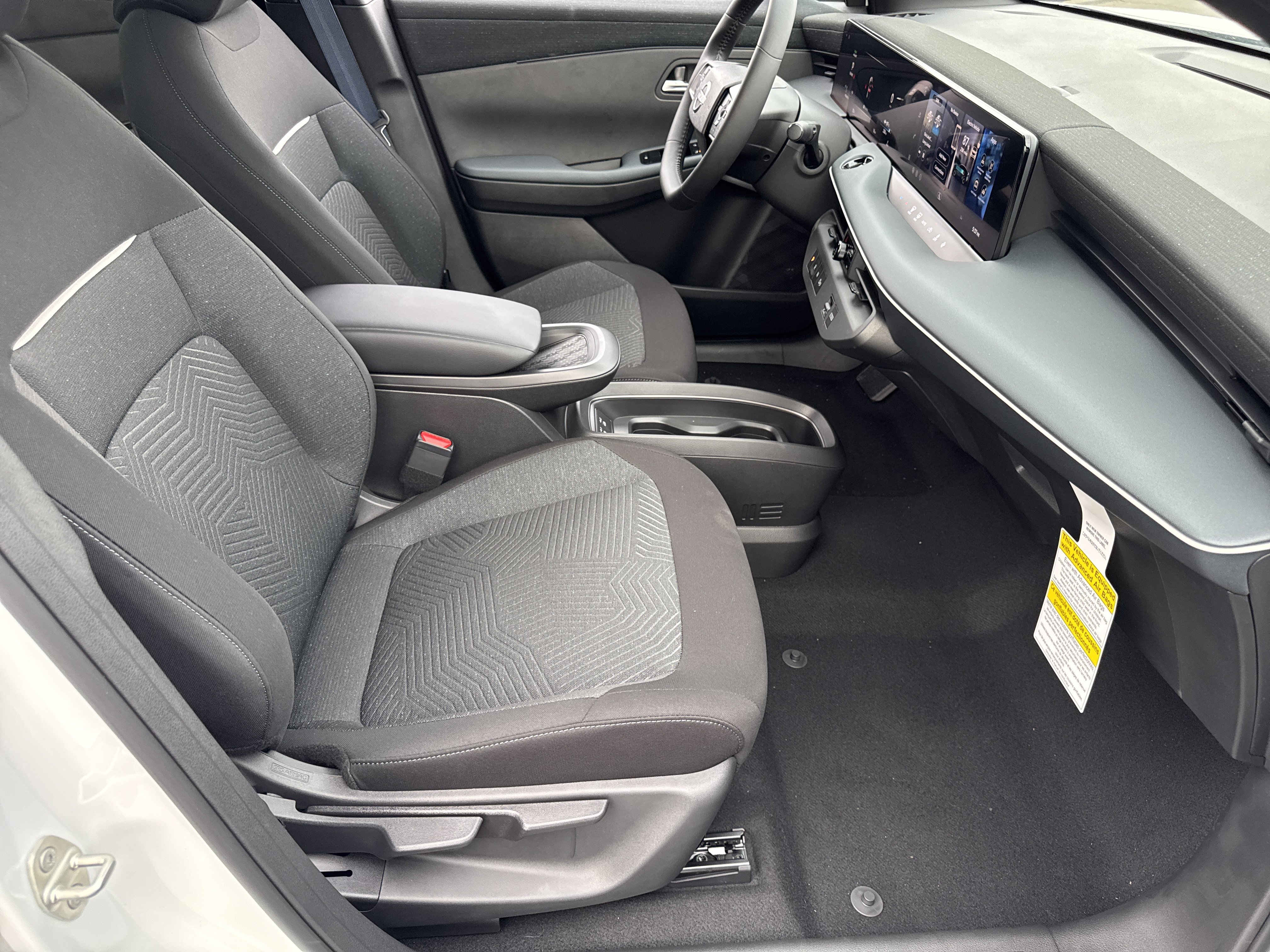 New 2026 Nissan Leaf w/ Floor Mat Package (S+) FWD image 16