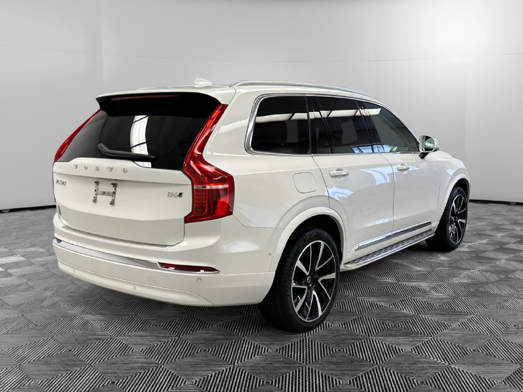 Used 2023 Volvo XC90 B6 Plus w/ Protection Package Premier AWD/4WD image 6