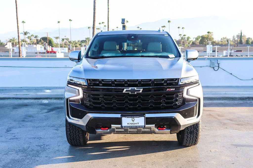 Used 2023 Chevrolet Suburban Z71 AWD/4WD image 3