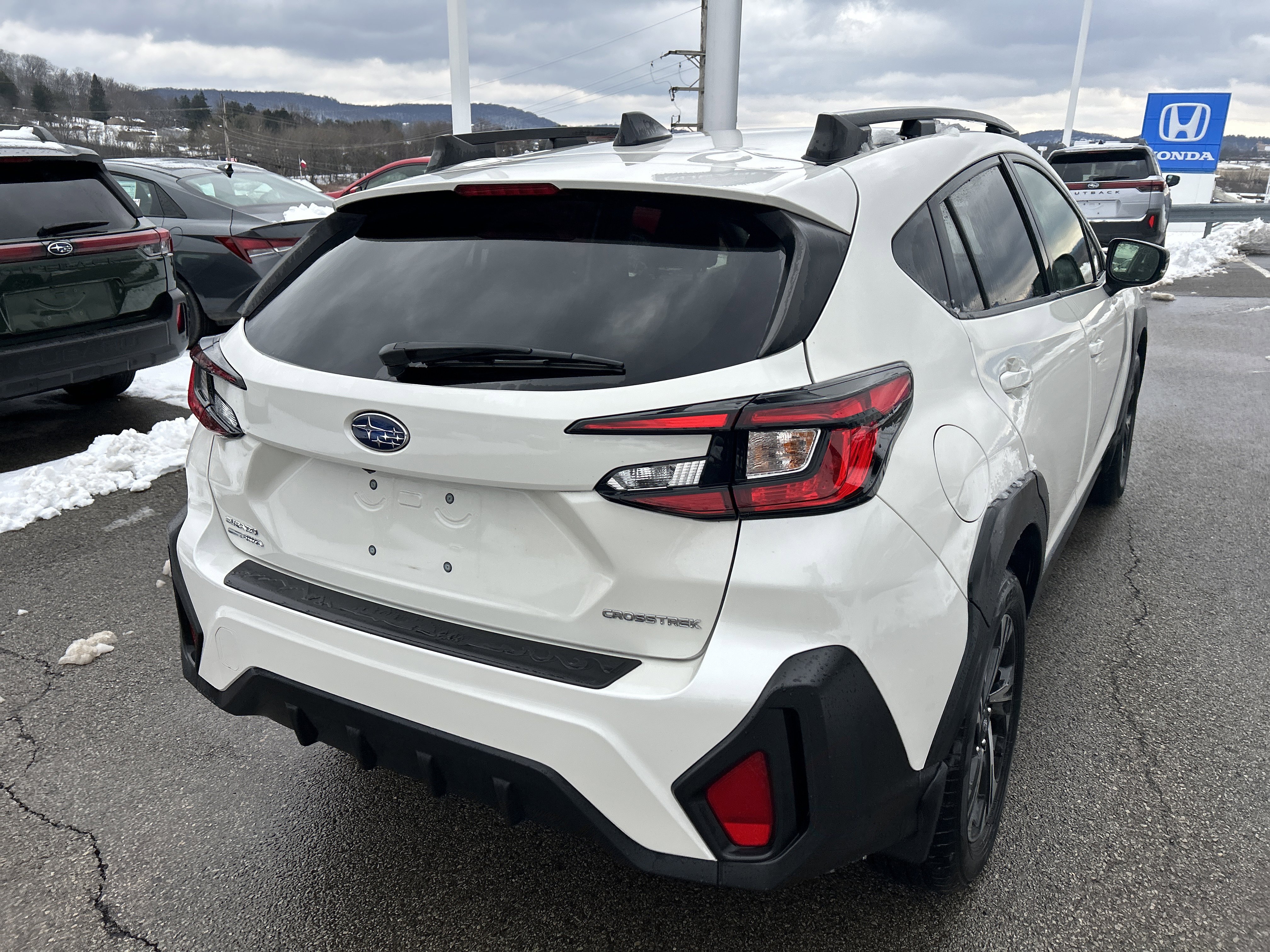 Certified 2024 Subaru Crosstrek 2.0i Premium image 7