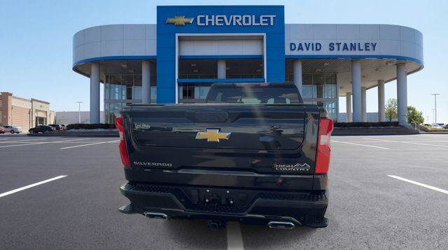 Used 2025 Chevrolet Silverado 1500 High Country AWD/4WD image 7