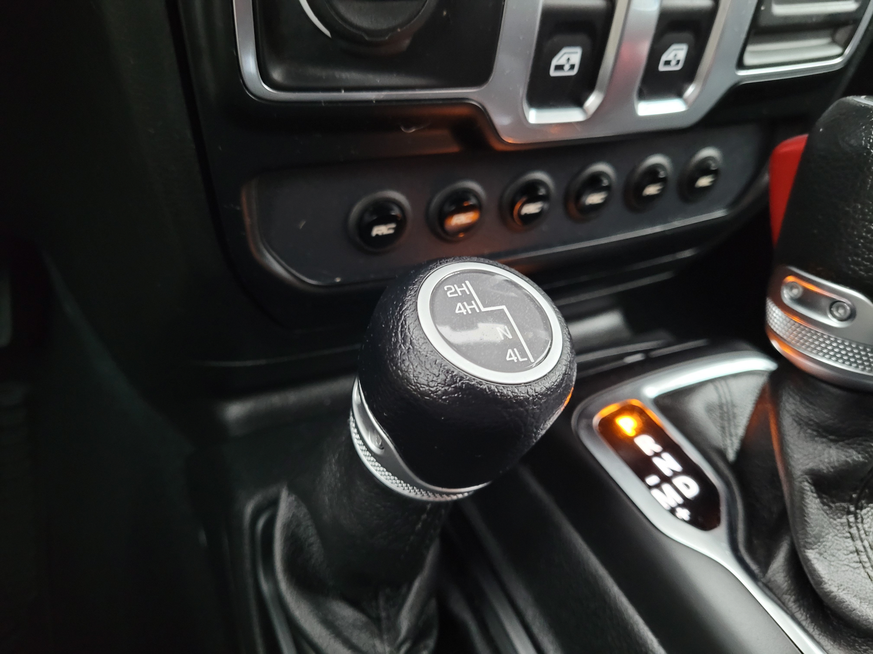 Used 2021 Jeep Wrangler Sport AWD/4WD image 21
