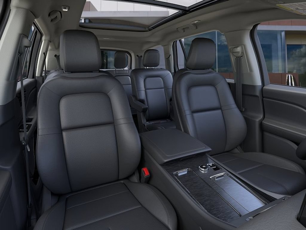 New 2026 Lincoln Aviator AWD image 10