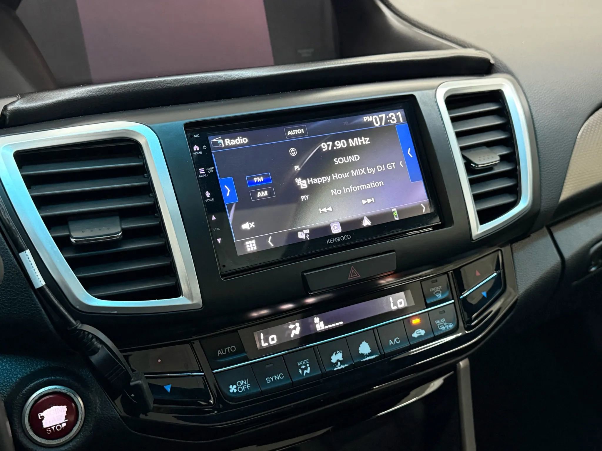 Used 2017 Honda Accord EX-L image 21