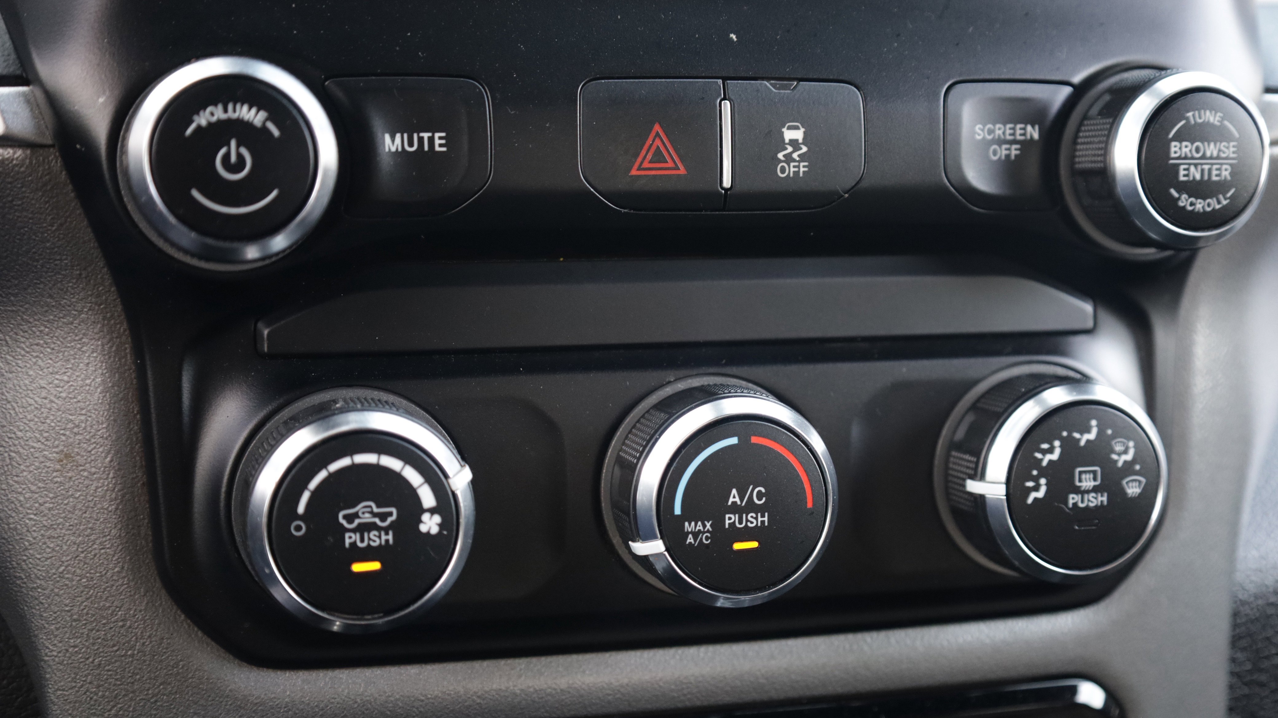 Used 2024 RAM 2500 Big Horn AWD/4WD image 8