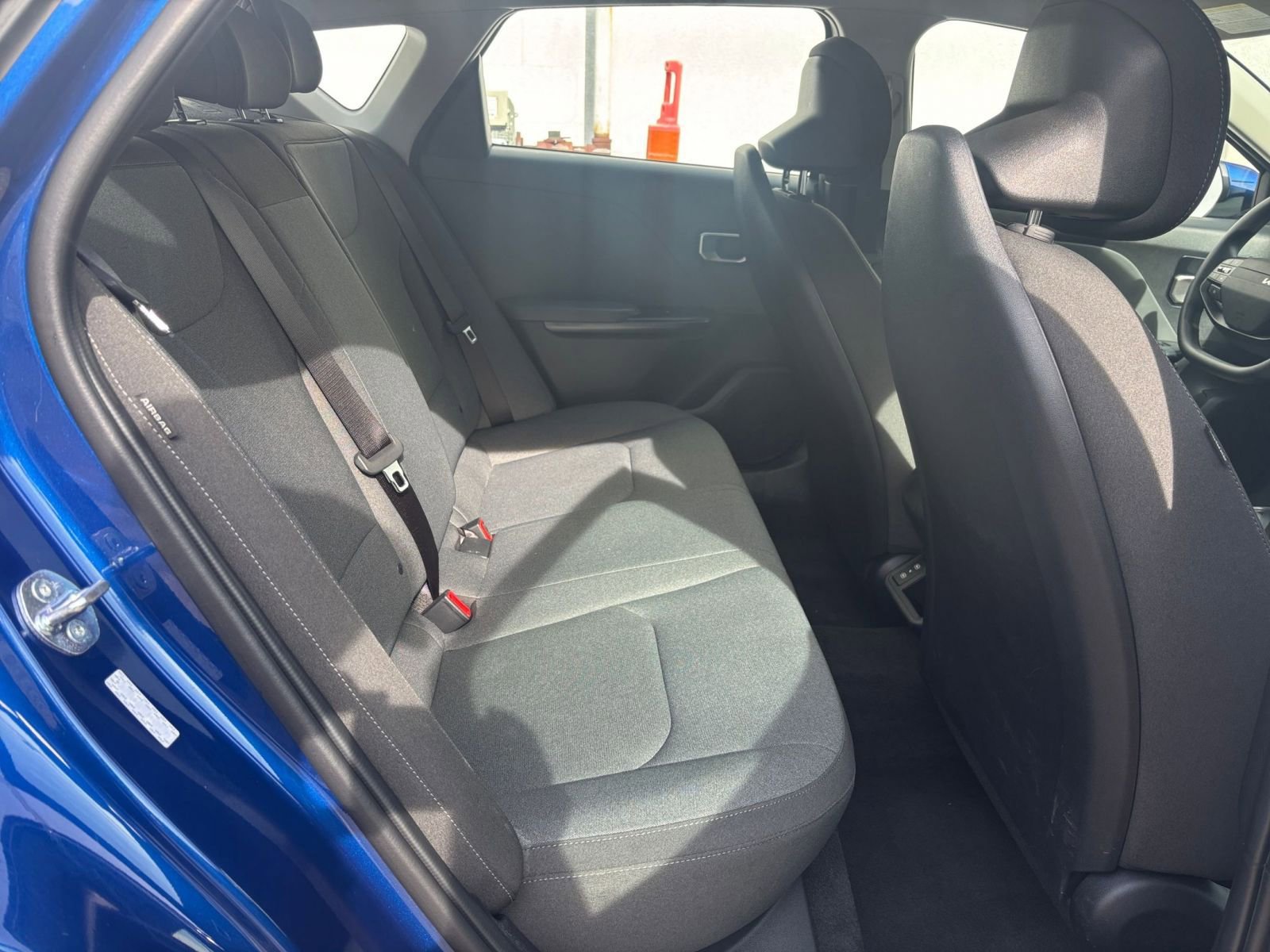 Used 2025 Kia K4 LXS image 39