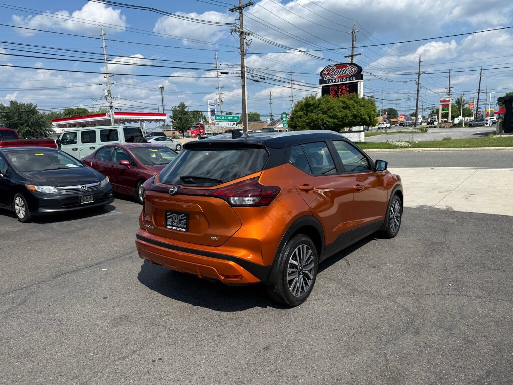 Used 2023 Nissan Kicks SV FWD image 7