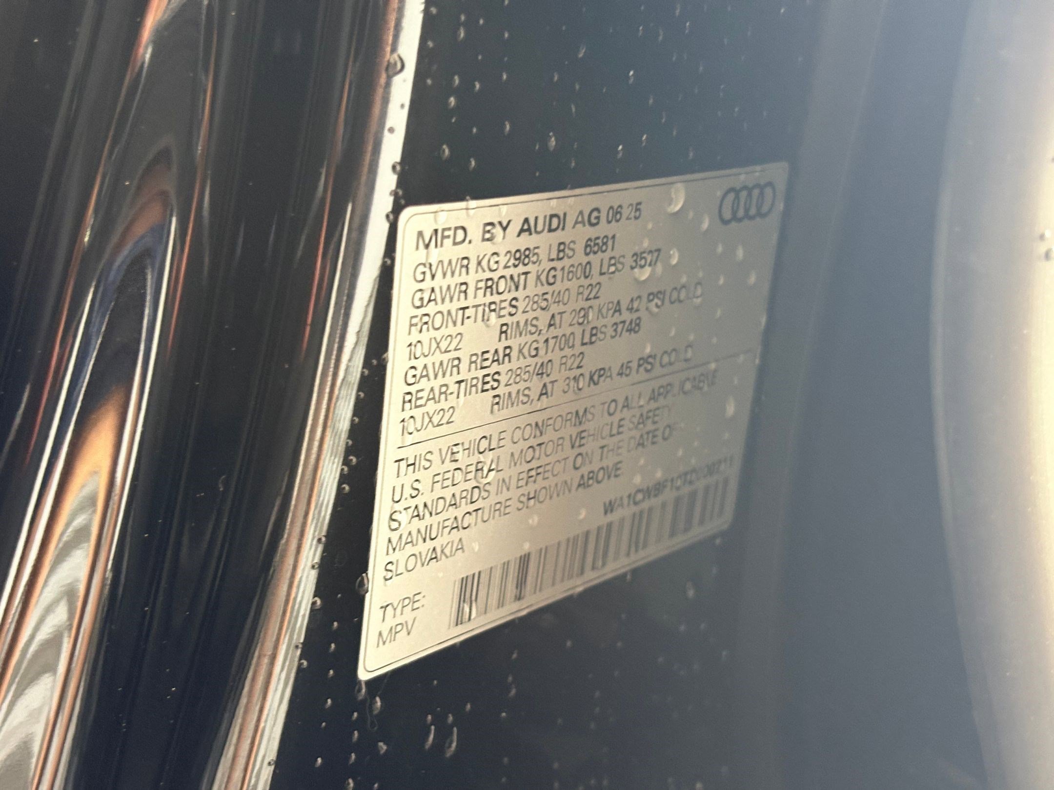 New 2026 Audi SQ8 Prestige image 19