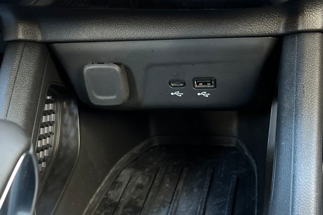 Used 2025 Chevrolet TrailBlazer RS w/ Driver Confidence Package FWD image 38