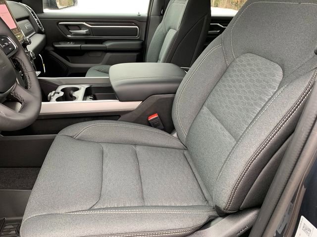 New 2026 RAM 1500 4x4 Crew Cab image 12