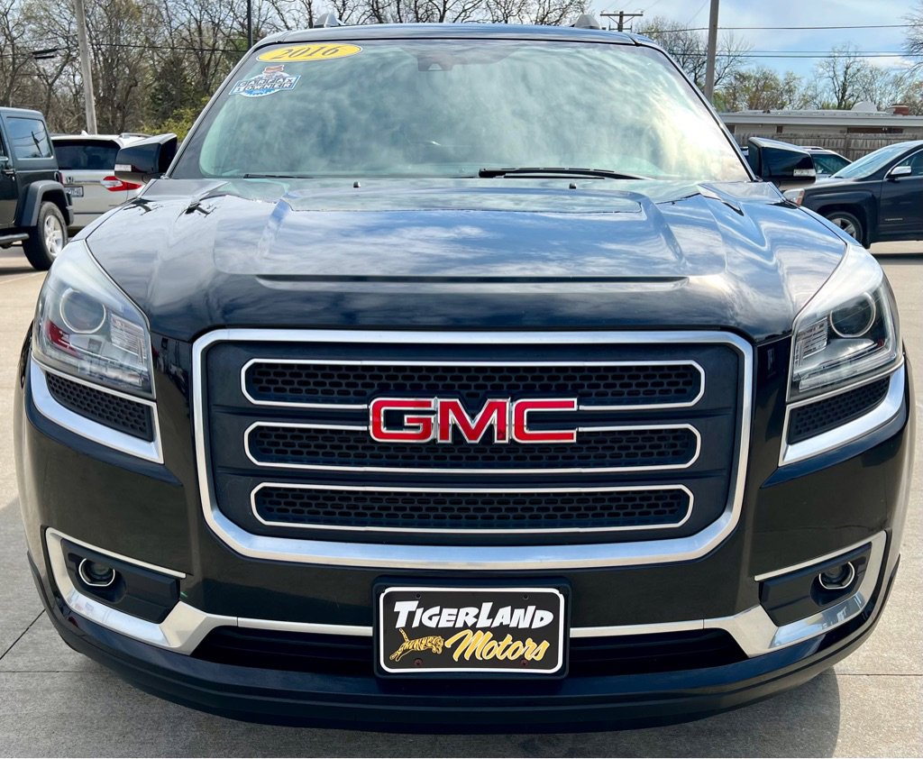 Used 2016 GMC Acadia SLT w/ Open Road Package FWD image 2