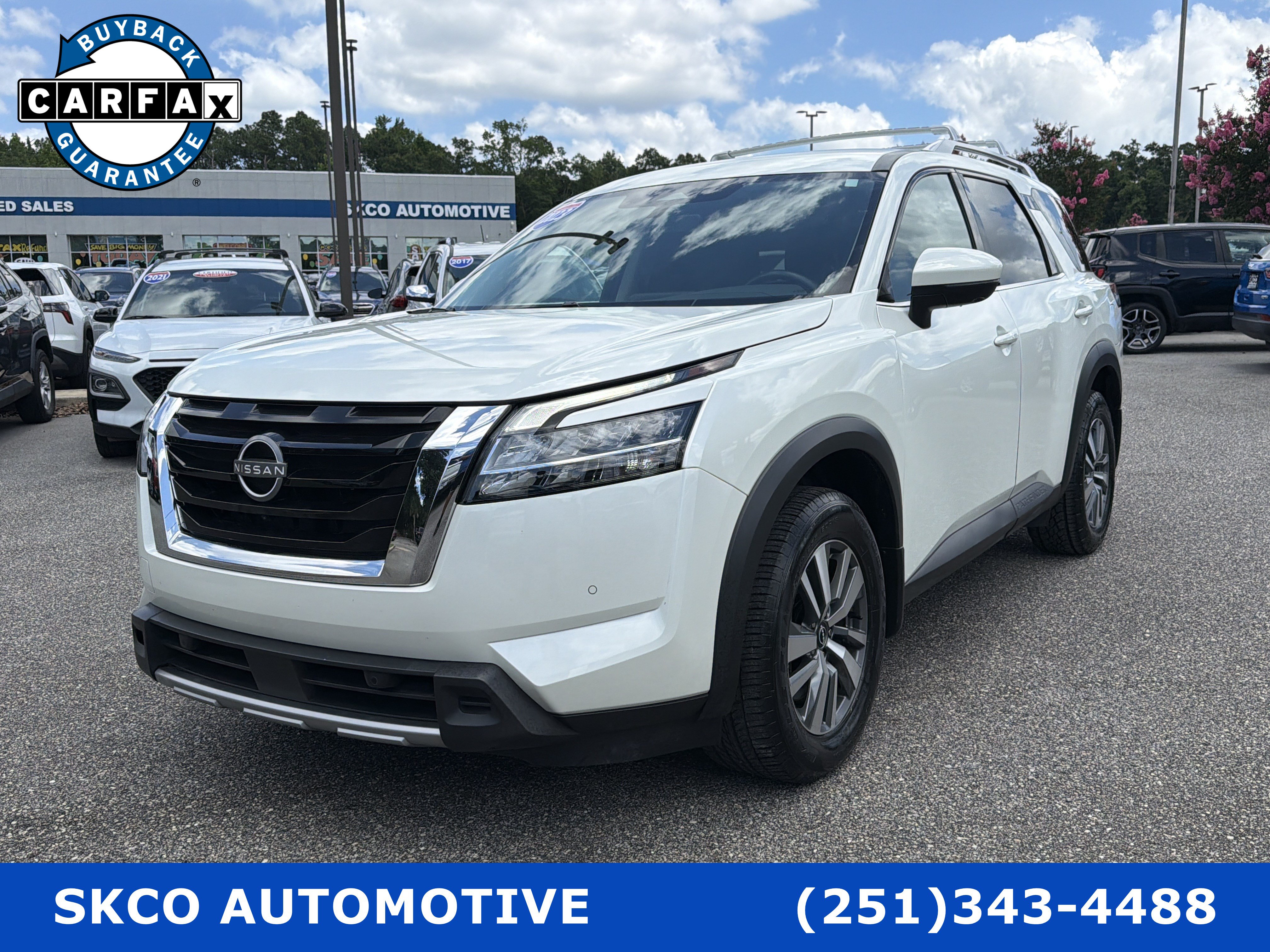 Used 2023 Nissan Pathfinder SL