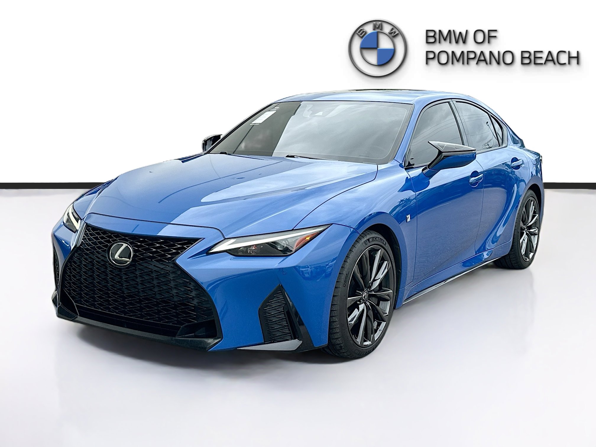Used 2021 Lexus IS 350 F Sport RWD image 3