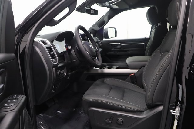 New 2026 RAM 1500 4x4 Crew Cab image 10