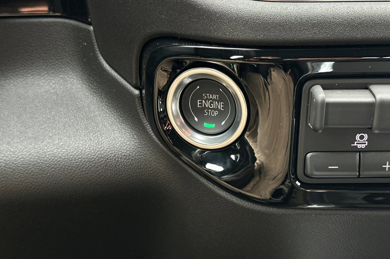 New 2026 Chevrolet Silverado 2500 LT w/ Z71 Chrome Sport Edition image 22