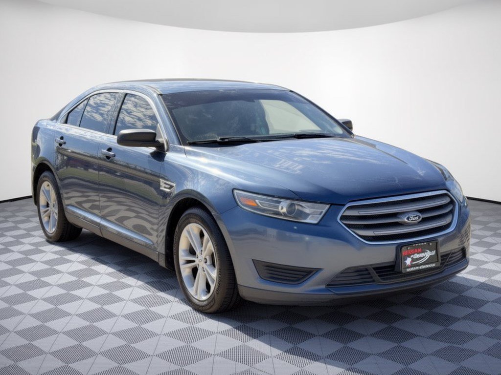 Used 2018 Ford Taurus SE FWD image 7
