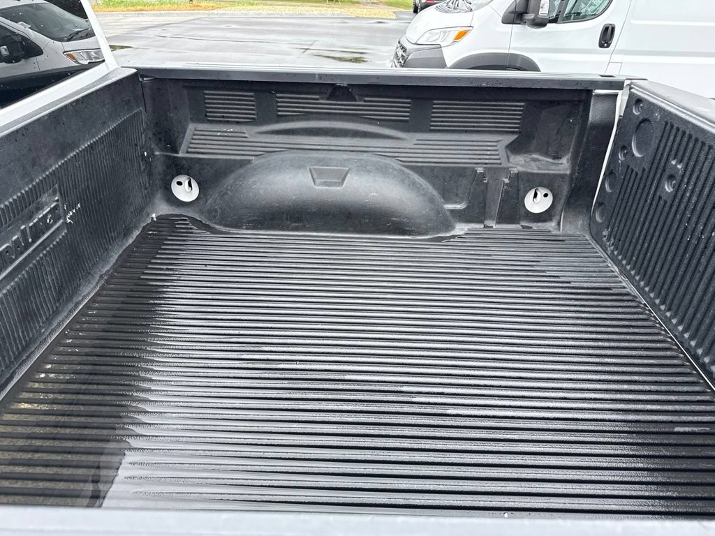 Used 2025 RAM 1500 Big Horn AWD/4WD image 10