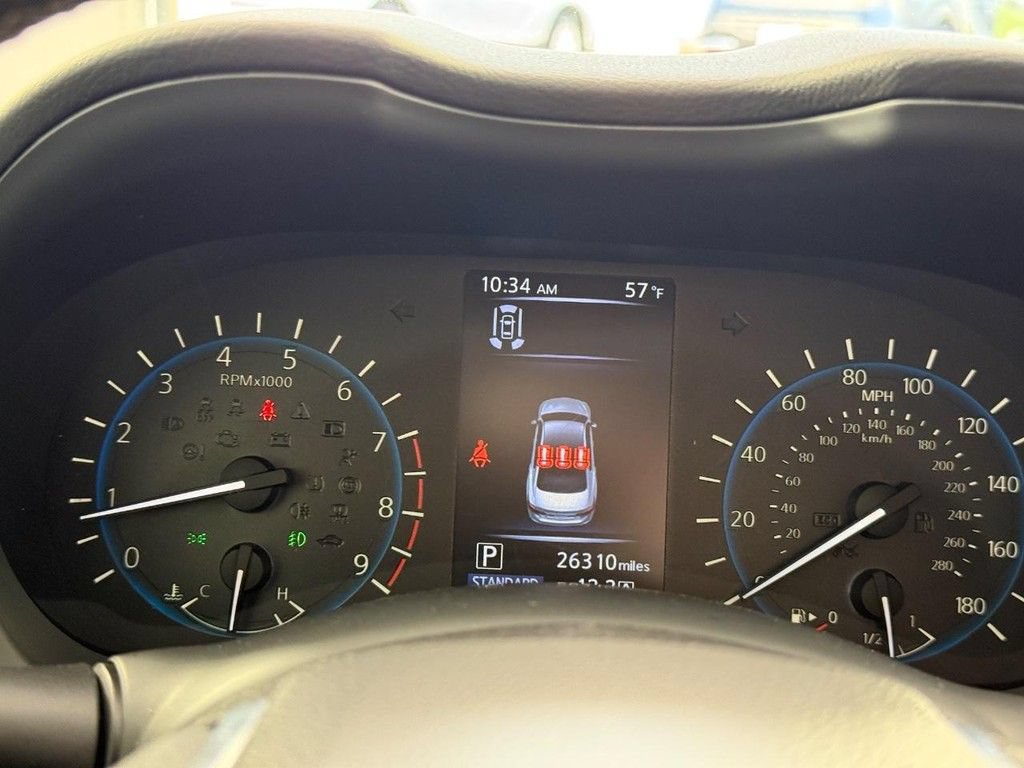 Used 2023 INFINITI Q50 Luxe AWD/4WD image 23