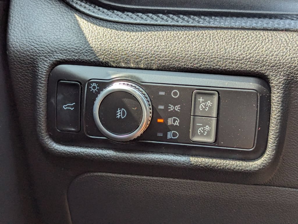 Used 2022 Ford Explorer ST w/ Equipment Group 401A AWD/4WD image 13