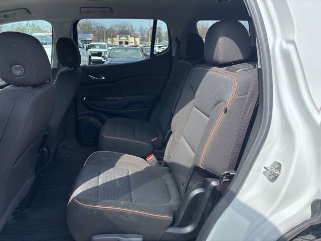 Certified 2023 GMC Acadia AT4 w/ Trailering Package image 15
