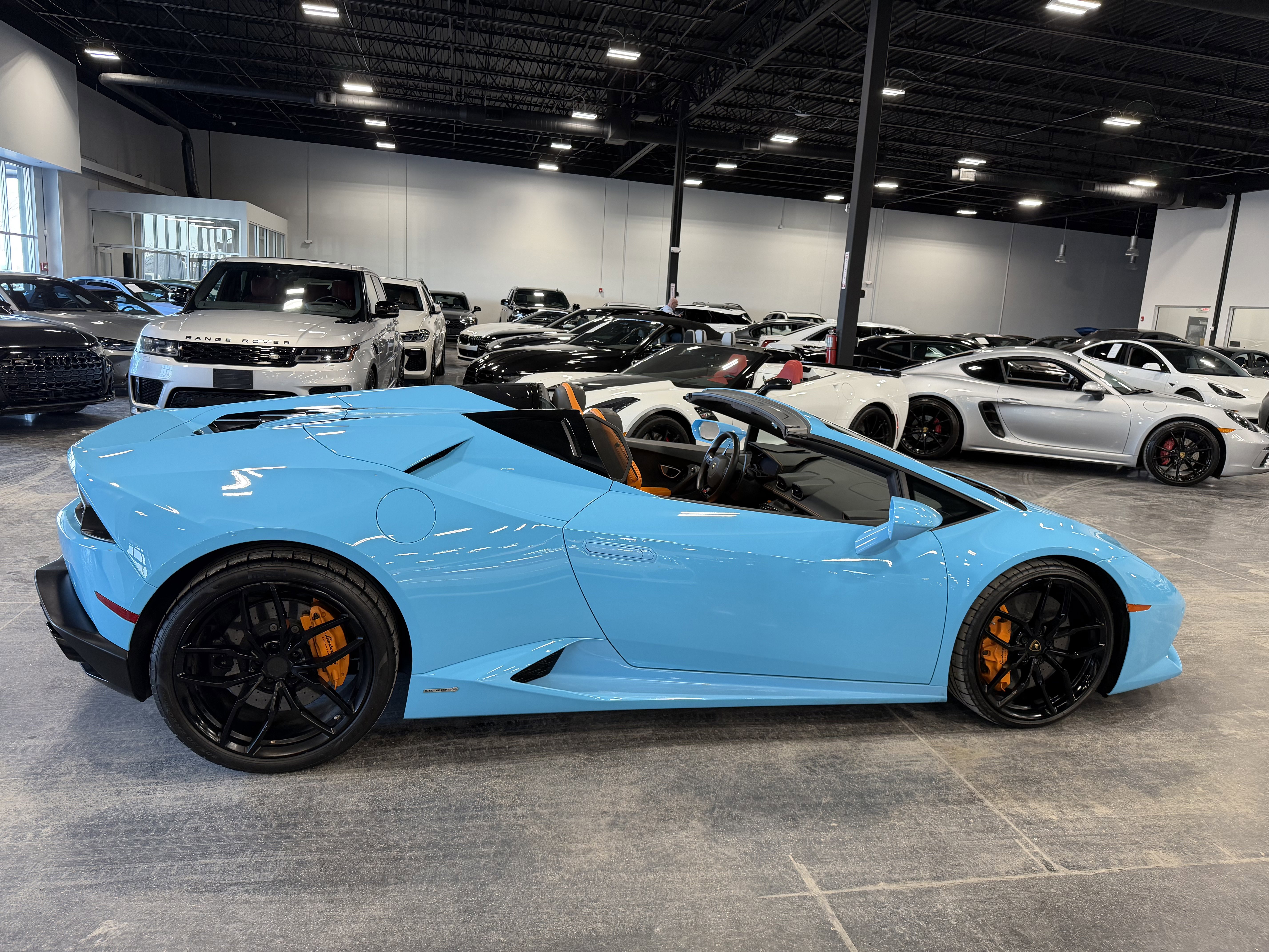 Used 2017 Lamborghini Huracan LP 610-4 image 8