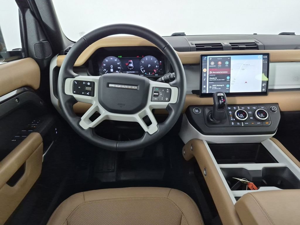 Used 2025 Land Rover Defender 110 S AWD/4WD image 33