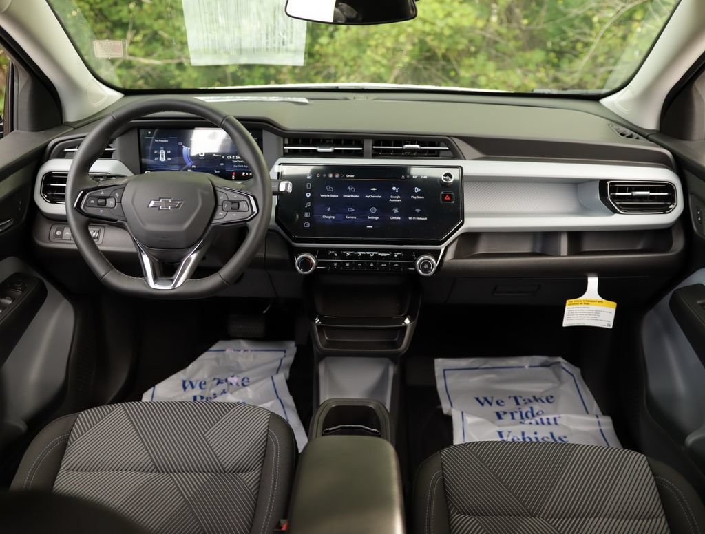 Used 2027 Chevrolet Bolt LT w/ Comfort Package FWD image 20