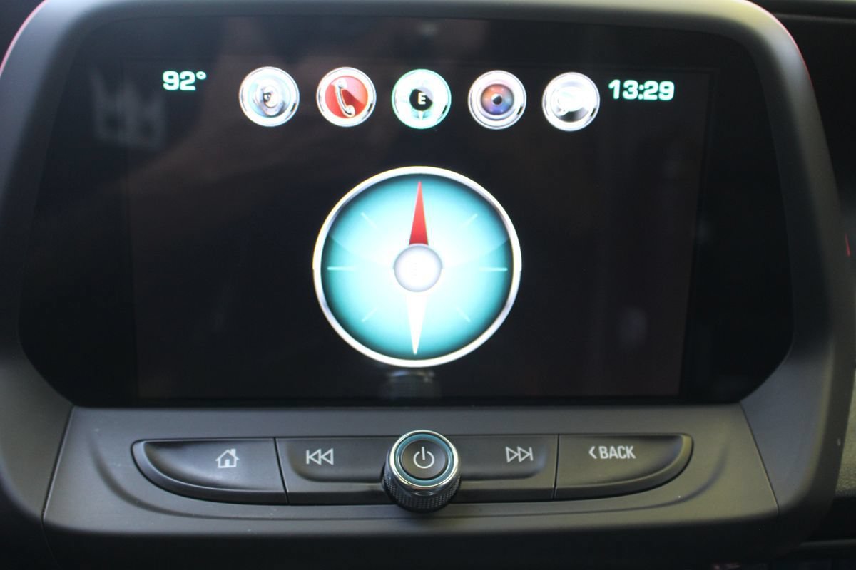 Used 2017 Chevrolet Camaro LT RWD image 30