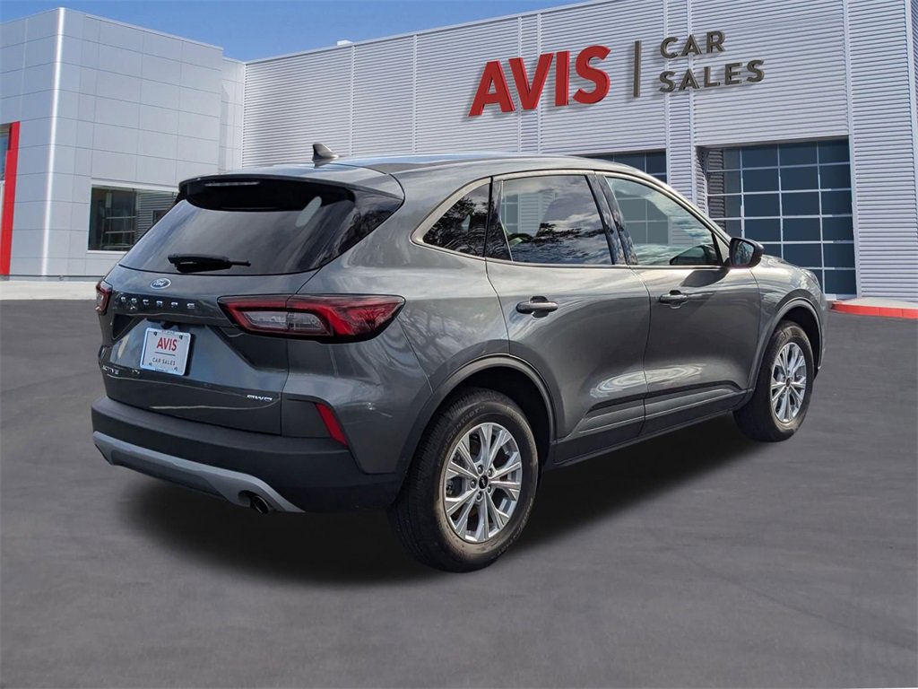 Used 2025 Ford Escape Active image 7