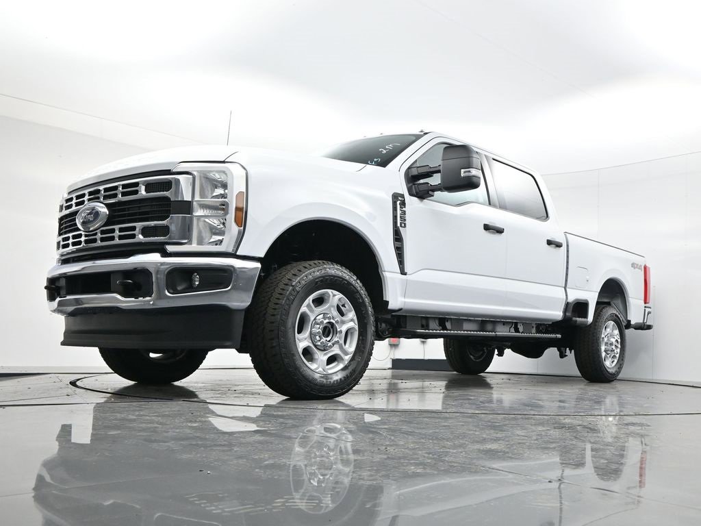 New 2026 Ford F350 XLT image 44