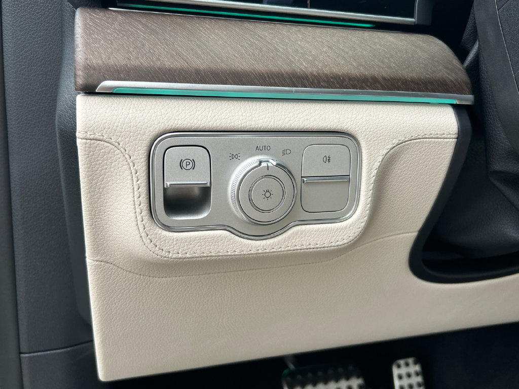 New 2027 Mercedes-Benz GLS 450 4MATIC image 14