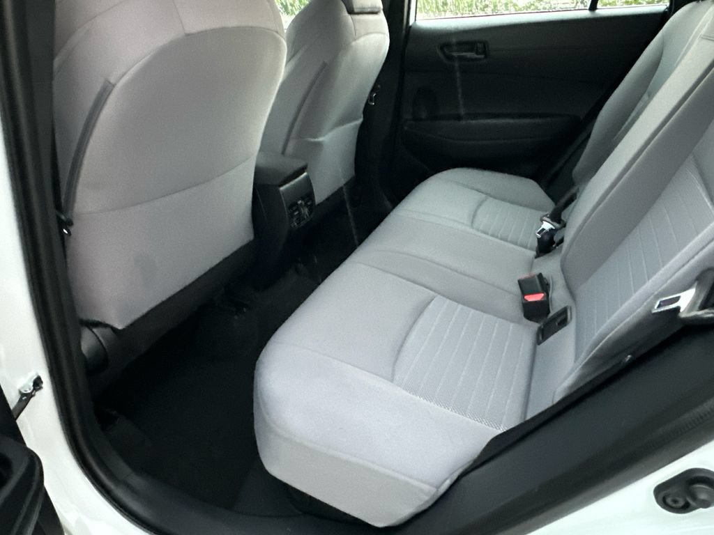 Used 2023 Toyota Corolla Cross AWD Hybrid image 12