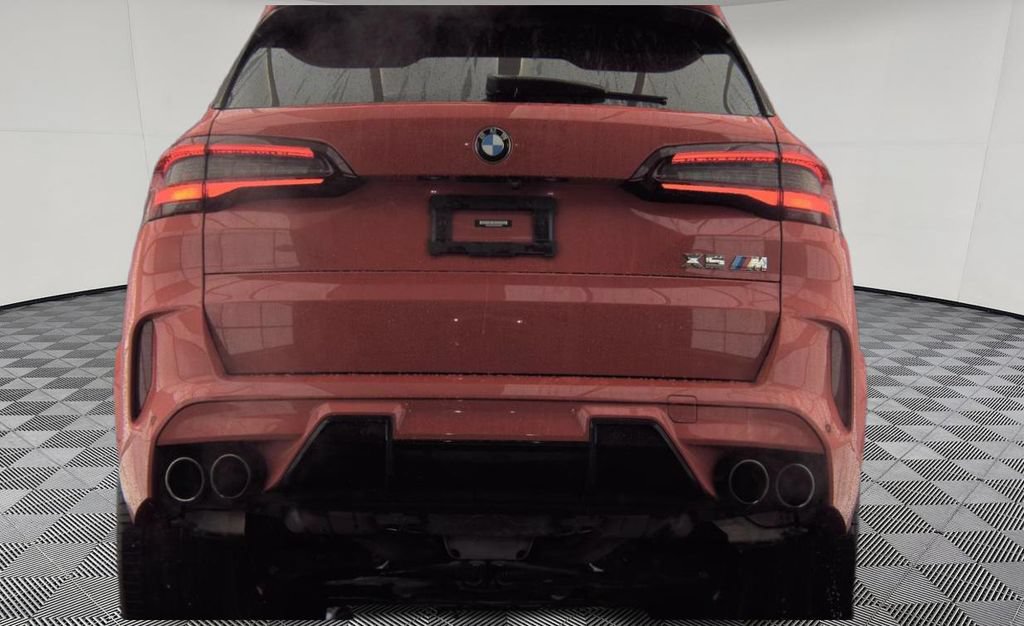 Used 2023 BMW X5 M AWD/4WD image 13