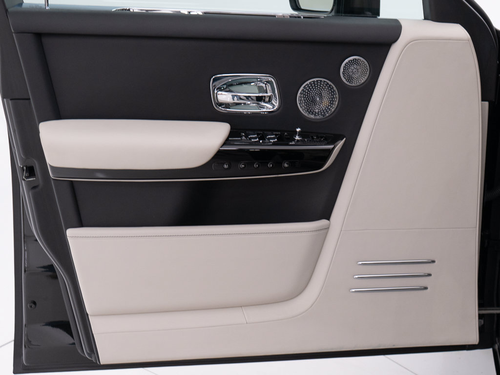 Certified 2018 Rolls-Royce Phantom Sedan RWD image 11