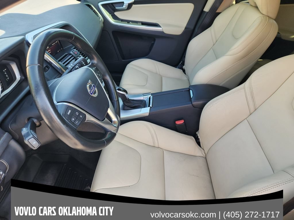Used 2017 Volvo XC60 T6 Dynamic w/ Preferred Option Package AWD/4WD image 11