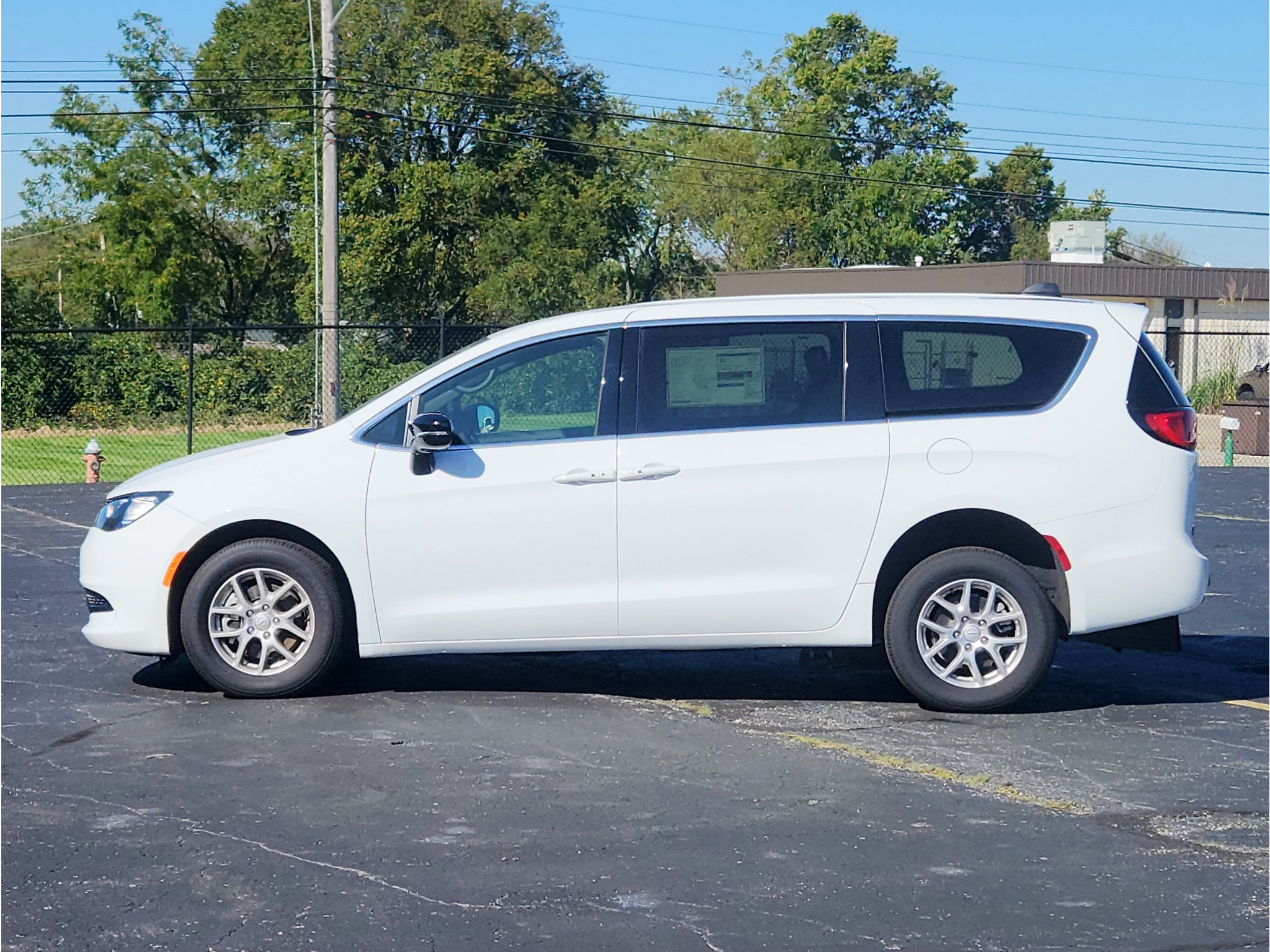 New 2026 Chrysler Voyager LX FWD image 11